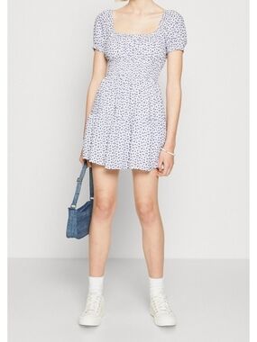 🆕️ Hollister Blue & White Floral Mini Dress